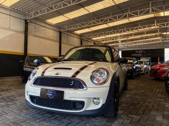 MINI COOPER 1.6 S 16V TURBO GASOLINA 2P AUTOMÁTICO MINI COOPER 1.6 S 16V TURBO GASOLINA 2P AUTOMÁTICO